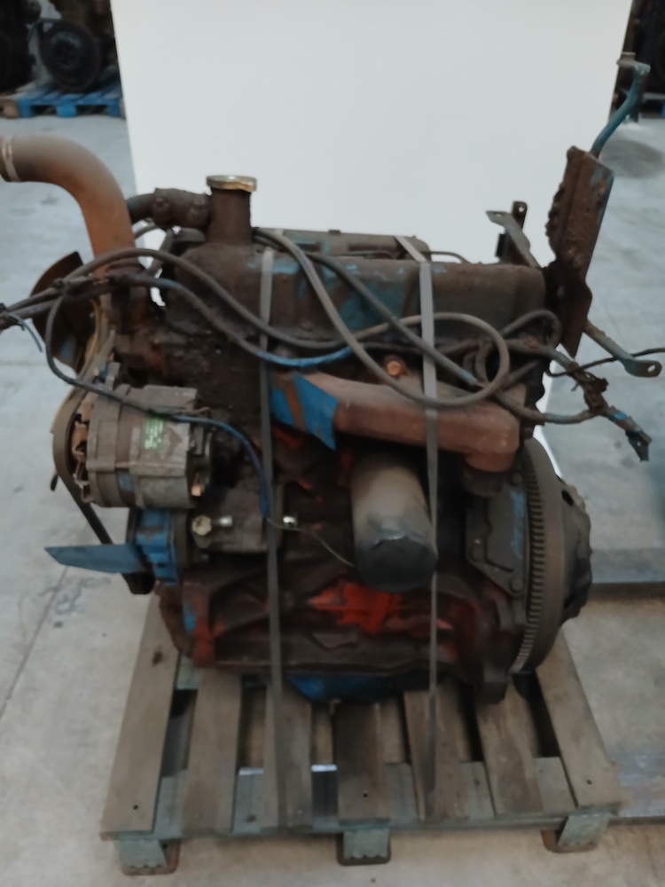 Motor tractor Ford 5000.