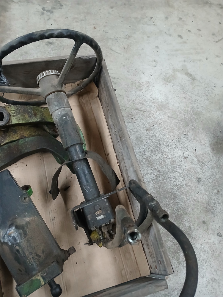 Dirección hidráulica orbitrol tractor John Deere 4040
