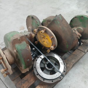 Mangones eje trasero tractor John Deere 2030 Zancudo