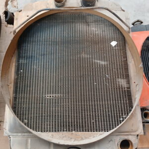 Radiador de agua tractor Ebro 160.